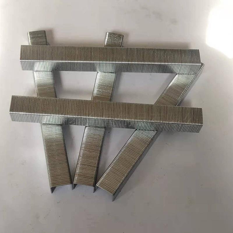 80 Series Staples